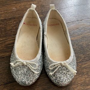 J Crew Crewcuts Toddler Girls Ballet Slippers 
Silver Sparkly
Size 9